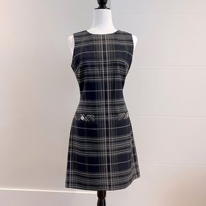 Tommy Hilfiger  size 6 navy plaid